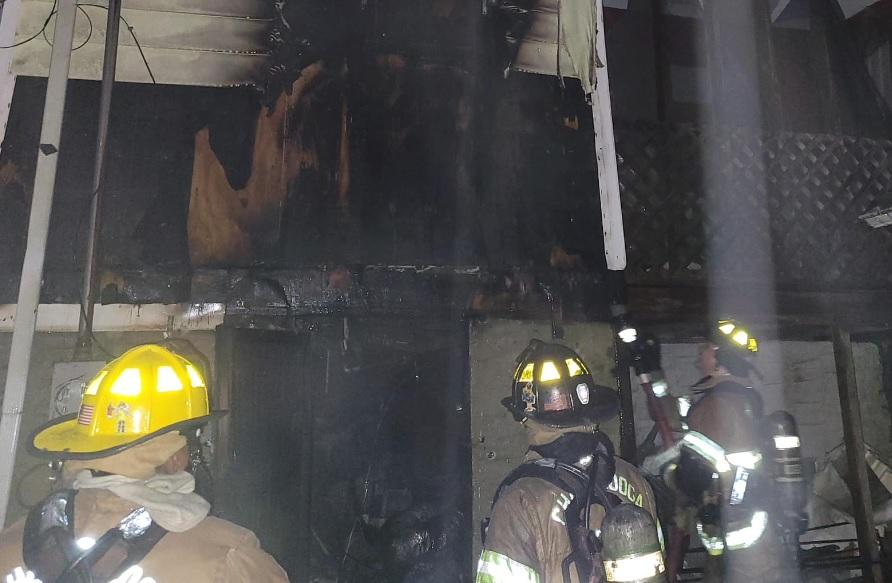 Incendio en casa de Agnes Ave