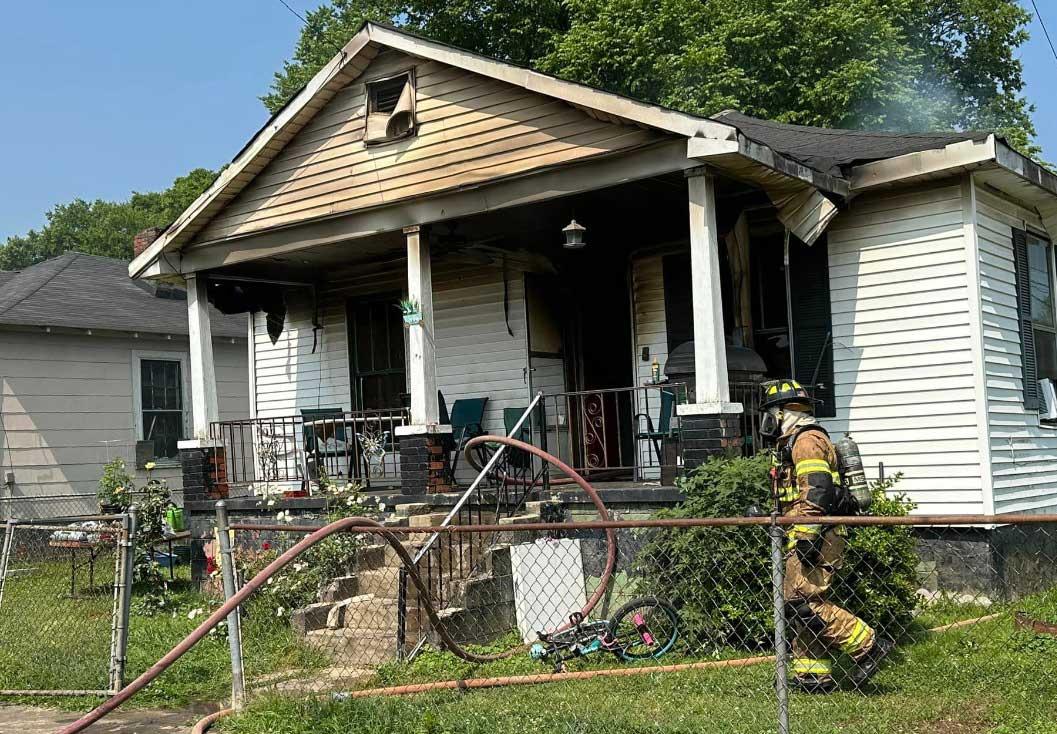 Incendio en Alton Park daña residencia en Dorris St