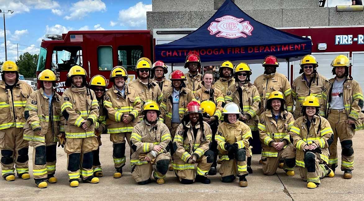 CFD organiza la primera Academia de Bomberos para Ciudadanos
