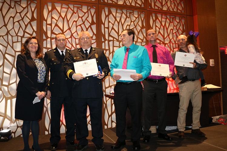 3 Capt Steve Everett and Civilians