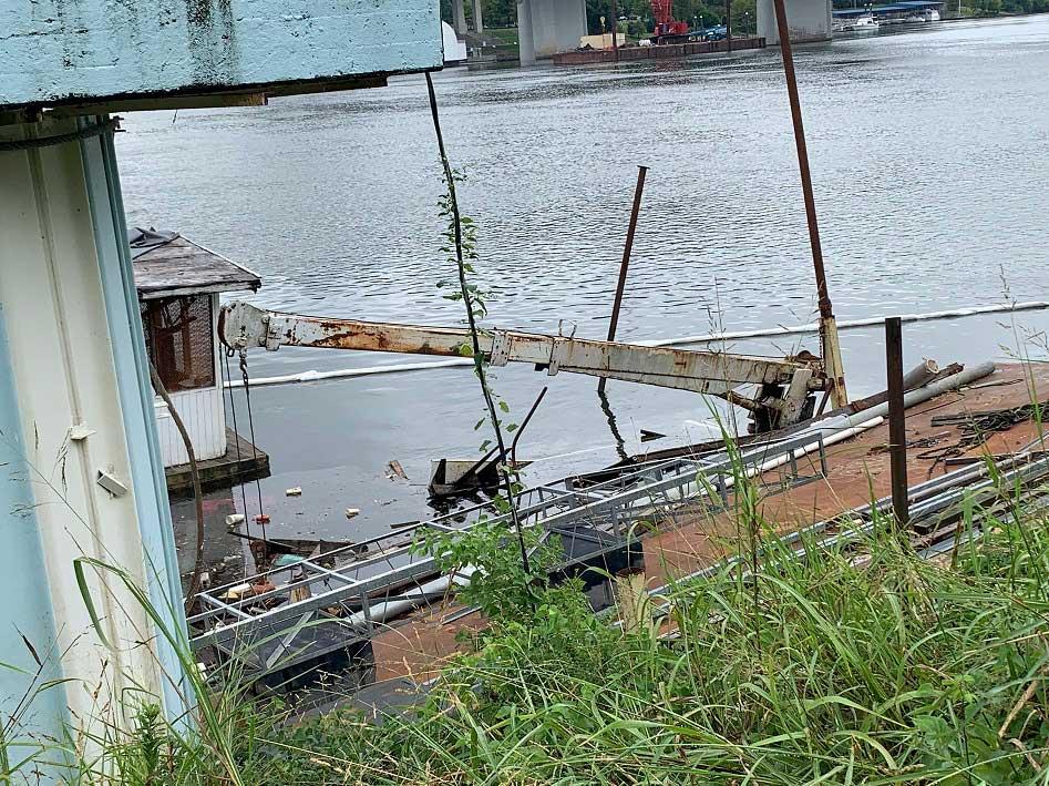 Sunken barge on TN River