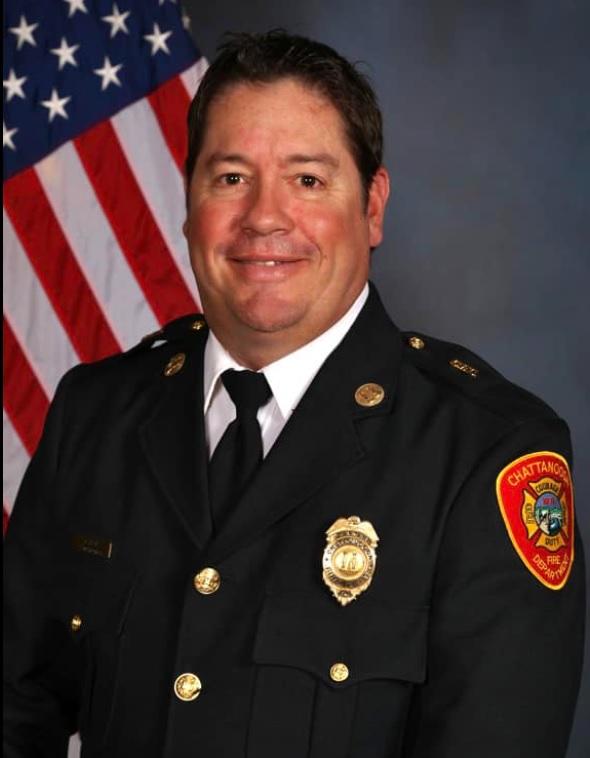 Capitán Tom Montgomery